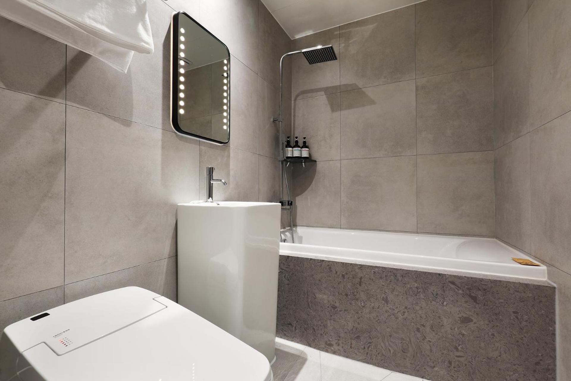 Mari Hotel Cshungdzsu Kültér fotó